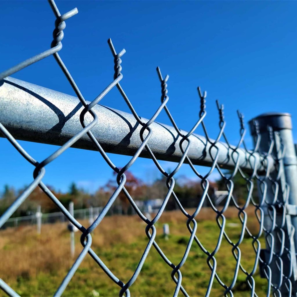 All about Chain link Fence Types, Cost, Materials, Manufacturing, Uses